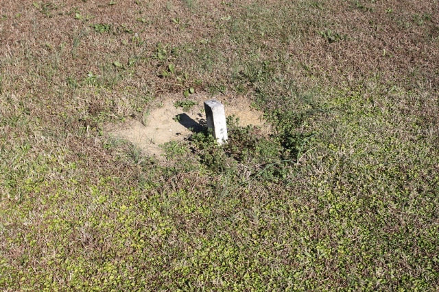 headstone