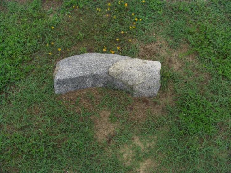 headstone
