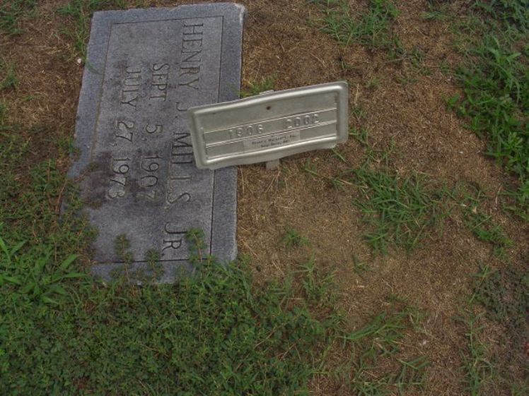 headstone