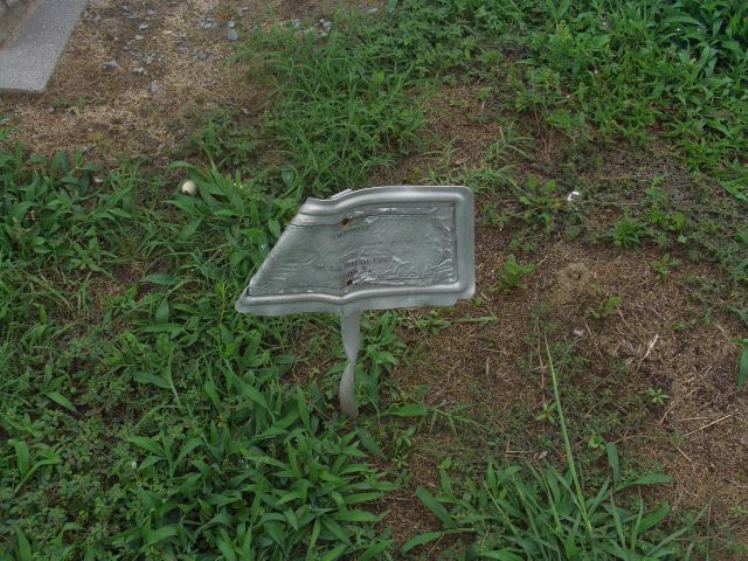 headstone